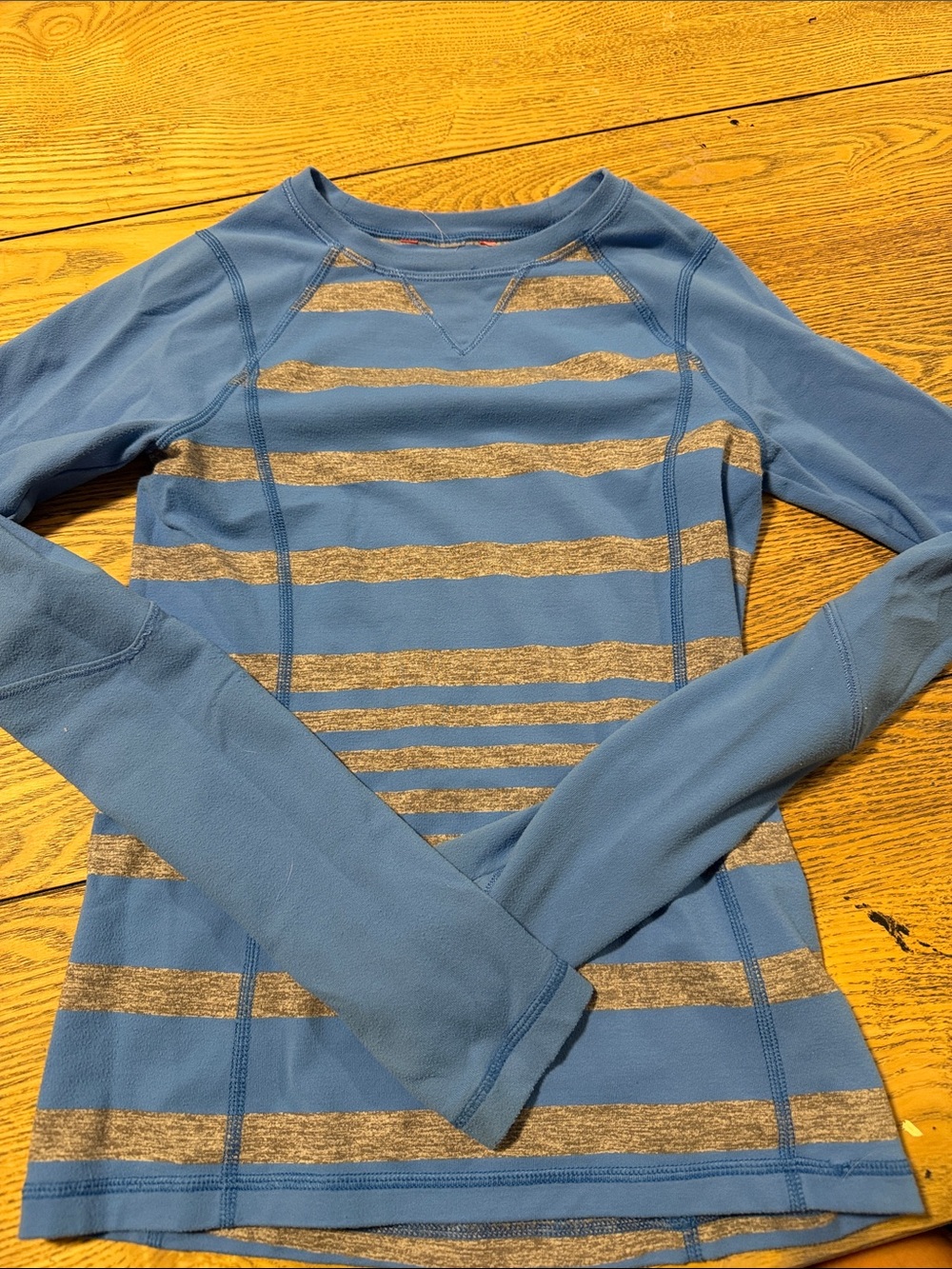 Ivivva , girls 8 long sleeve